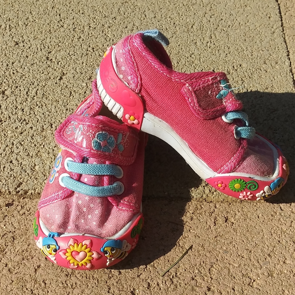 Cute pink baby shoes